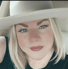 Eric Clapton plays a passionate performance of "Layla" 🎸