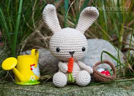 Basic mütze glatt rechts mit zipfel, gestrickt aus garnen der baby smiles kollektion. Amigurumi Haschen Hakeln Fips Premium Kostenlose Anleitungen Ribbelmonster