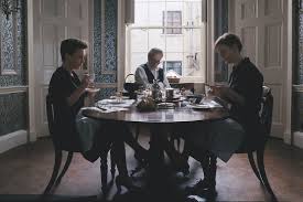 Il filo nascosto, la recensione dell'edizione home video del film di paul thomas anderson. A Wo Man Under The Influence Il Filo Nascosto Di Paul Thomas Anderson Rapporto Confidenziale