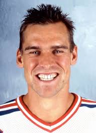 Player photos for the 1986-87 Nova Scotia Oilers at hockeydb.com