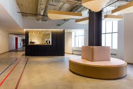 Yelp New York City Offices Office Snapshots Office Interior Design Restaurant Seating Design Restaurant Seating Plan