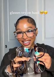 Stylish Eyeglasses Try-On: Affordable Frames Guide