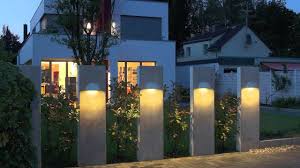 How To Have The Perfect Outside Lighting In 2020 With Images Modern Farmhouse Exterior Modern Outdoor Lighting Outdoor Lighting Design