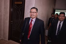 Dr ahmad hafizam said following the post, he had been criticised for his testimony. Dr Shahrom Tidak Setuju Tiada Lebam Di Belakang Adib Mynewshub