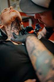 Senior citizens reveal what tattoos look like on aging skin by sara barnes on april 14, 2014 with more and more of the general population getting tattooed, there's always the thought of how body art will look as people age. How To Stop Tattoo Pain Numbing Cream And Dr Numb Tatring