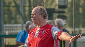 French grammar tips with frantastique. Bienvenue Dans L Actu De Fifa Com Walking Football La Marche A Suivre Fifa Com