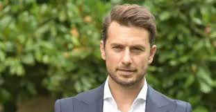 Śmierć głównego bohatera w "Chirurgach". Fani są oburzeni! [WIDEO]