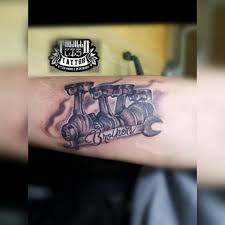 We believe in quality work and satisfied customers. A Toda Madre Tattoo