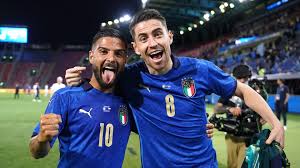 Player stats of lorenzo insigne (ssc neapel) goals assists matches played all performance data. Lorenzo Insigne Io Il Leader Ci Stiamo Divertendo