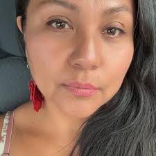 Does anyone make lotion and have any recipes or advice to share?