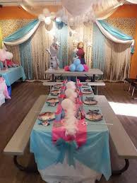 Decoration Frozen Themed Birthday Party At Home Frozen Theme Party With The Best Decoration And Original Ideas Celebrat Home O In 2020 Frozen Themed Birthday Party Frozen Theme Party Disney Frozen Birthday Party