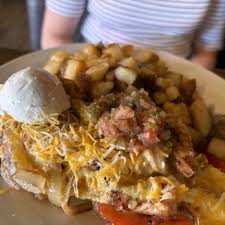 ASHLEY'S COUNTRY KITCHEN