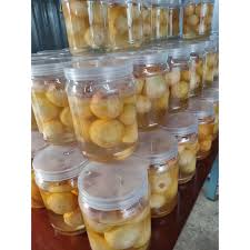 Penjerukan ialah proses pengawetan makanan dengan direndam di dalam larutan berasid (seperti cuka) atau larutan garam yang pekat. Jeruk Buah Setey Fresh Shopee Malaysia