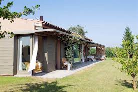 Construir una casa residencial de lujo de 400m2 en méxico, cuesta aproximadamente 8 millones de pesos mexicanos ( $400,000 dólares. Cuanto Cuesta Construir Una Casa