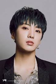 Seung Yoon's Instagram, Twitter & Facebook