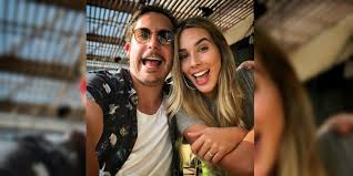 Encuentra las últimas noticias sobre alejandro riano en canalrcn.com. Sera Super Distinta Como En Una Pelicula Maria Manotas Revela Detalles De Su Boda Con Alejandro Riano Canal 1