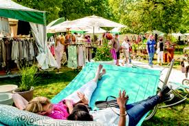 Jetzt wohnt er noch bei seinen eltern. Die Sommersaison Ist Eroffnet Home Garden Berlin Zeigt Trends Zu Garten Wohnen Und Lifestyle Westend
