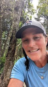 Hiking Owls Head via Black Pond Bushwhack and Brutus Bushwhack trails in  New Hampshire