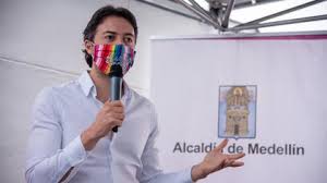 El toque de queda, por ejemplo, ha tenido una variación en cuanto a su horario habitual; Otra Vez Encerrados Medellin Tendra Toque De Queda Total Hasta El 18 De Enero Infobae