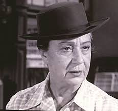 Who is Claire Du Brey dating? Claire Du Brey boyfriend, husband