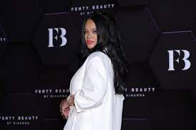 Rihanna Paired a Straight-Off-the-Runway Jacquemus Suit With a $33 Savage x  Fenty Bodysuit | Glamour