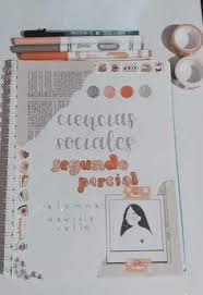 Luego sólo deberás imprimir y utilizar las portadas en los cuadernos que quieras decorar, sean de primaria o jardín de niños. 11 Ideas De Decoracion Cuadernos Titulos Bonitos Para Apuntes Libreta De Apuntes Portada De Cuaderno De Dibujos