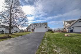 Just Listed 45 Sewilo Hills Drive Rochester Ny 14622 Https Hiscockhomes Com Just Listed 45 Sewilo Hills Driv Rochester Homes Real Estate Irondequoit Ny