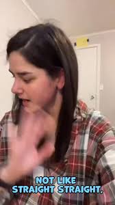 My curly-haired girls, please confirm you also struggle with this 😭  #hairstruggles #relatable #curlyhair