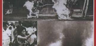 Peristiwa 13 mei 1969 menyebabkan tunku abdul rahman dipersalahkan oleh orang melayu dan malaysia secara keseluruhannya. Peristiwa 13 Mei Parang Terbang Sukahati Net