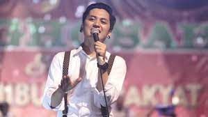 Chord pernah berpikir tuk pergi medley. Lirik Lagu Moza Medley Lirik Plus