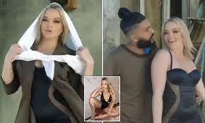 US porn star Alexis Texas sparks outrage in Iran | Daily Mail Online