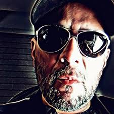 Sam Rivas's Instagram, Twitter & Facebook