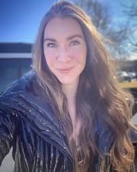 Kylie (@ways_kylie_bends) • Instagram photos and videos