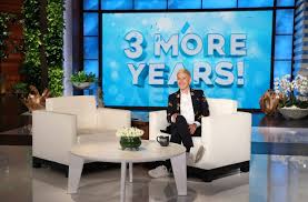 Entertainment, has players guess the word on the cellphone screen held to a friend's head as time counts down. Ellen Degeneres Extends Daytime Talk Show Run Through 2022 Variety