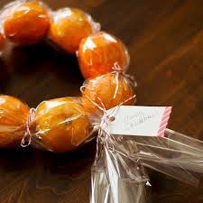 кто написал книгу по кулинарии сладкие подарки своими руками Novogodnie Receptiki I Igrushki Sedobnye Podarki Svoimi Rukami Podarki Dlya Sosedej Rozhdestvenskie Podelki