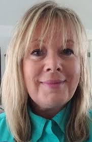 Chambers throws hat in ring