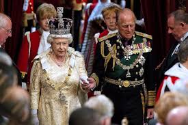 Prince philip, the duke of edinburgh, was admitted to a london hospital, buckingham palace announced wednesday. Her Er Prins Philips Takrummende Pinligheder Bt Royale Www Bt Dk