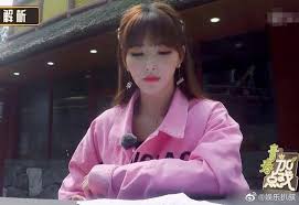 Hé lộ tính cách thật của "Thánh lố phát cuồng Lisa": Thiên kim tiểu thư  "Thanh Xuân Có Bạn" có đỏng đảnh như lời đồn?