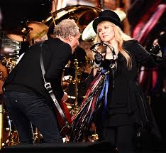 Stevie Nicks Has Anyone Ever Written Anything For You Live Crystal Nicks Crystalline On With The Show Madison Square Stevie Nicks Stevie Nicks Fleetwood Mac Stevie Nicks Lindsey Buckingham