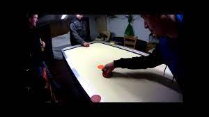 Das grundgerüst bestehend aus einem kasten, einer multiplexplatte mit luftlöchern lässt sich sicher noch leicht zusammensetzen. Airhockey Selbst Gebaut Youtube