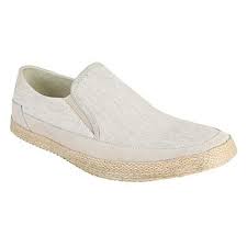 How To Plan The Perfect Beach Wedding Mens Beach Wedding Shoes Beach Wedding Shoes Groom Shoes