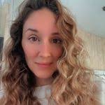 Debbie Pazos's Instagram, Twitter & Facebook