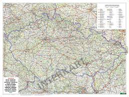 Das kleine binnenland wird im westen von deutschland, im norden von polen, im osten von der slowakei und im süden von österreich begrenzt. Tschechische Republik Landkarte 125 X 94cm