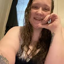 looking for a photographer that does affordable branding photos for a  business soon to be open!!!