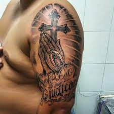Größte auswahl temporäre & tribal tätowierungen in der welt (>4,000 topdesigns) wählen sie ihre betende hände mit kreuz temporäre tattoo von tinsley transfers. Tattoo Arbeit Unserer Artisten Von Tattoo Latino Uns Gibt Es 3 Mal In Bawu Grosstes Studio Im Umkrei Betende Hande Tattoo Unterarm Tattoo Mann Unterarm Tattoo
