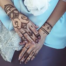 See more ideas about henna, henna designs, henna tattoo designs. Instagram Photo By Veronica Krasovska May 16 2015 At 1 58pm Utc Henna Tattoo Designs Finger Tattoo Designs Henna Finger Tattoo