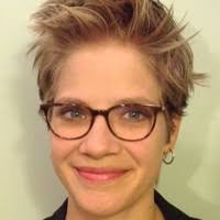 300+ perfiles de «Moland»