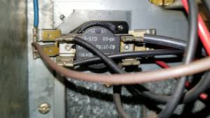 Inside the condenser/evaporator unit, the high voltage wiring powers the outside fan and the compressor. Where Do I Attach C Wire In This Old Rheem Air Handler Home Improvement Stack Exchange