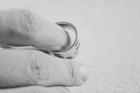 Can I Sell A House Without My Spouse'S Signature | Good Move™