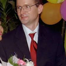 National champion Tulip Tree (Liriodendron tulipifera) in Bedford, VA. It  boasts an amazing trunk circumference of 362 inches and stands at 139 feet  tall making this the overall largest of its kind